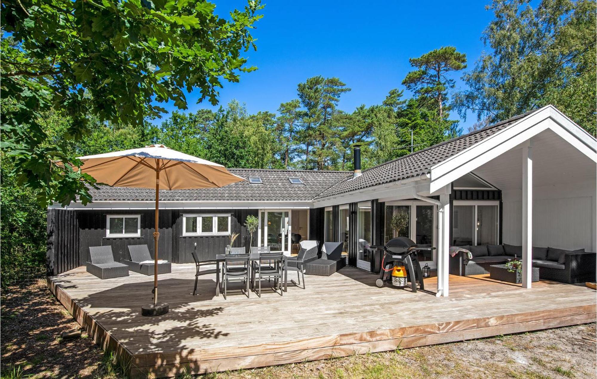 Awesome Home In Nexo With Sauna Snogebæk Esterno foto